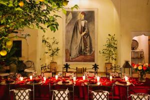 מסעדה או מקום אחר לאכול בו ב-Riad du Ciel Marrakech