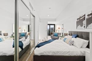 Ένα ή περισσότερα κρεβάτια σε δωμάτιο στο Ren - Urban Charm Residence +22 φωτογραφίες