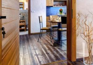 A kitchen or kitchenette at Chalets Jasná Collection Centrum