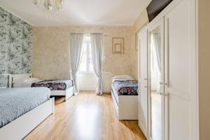 Posteľ alebo postele v izbe v ubytovaní Deluxe rooms and Chilling Jacuzzi Suite Guesthouse