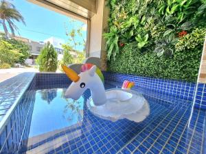 Басейн в Have FUN villa або поблизу