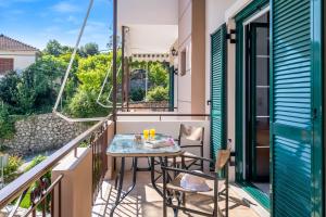 A balcony or terrace at Nikoleta Studio 5