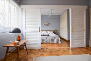 Posteľ alebo postele v izbe v ubytovaní Letmalaga Casa Gibralfaro