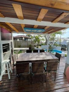 Piscina en o cerca de Casa Delfi, Hermosa vista, Jacuzzi e Praia , Buzios
