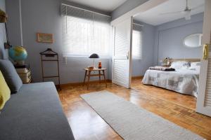 Posteľ alebo postele v izbe v ubytovaní Letmalaga Casa Gibralfaro