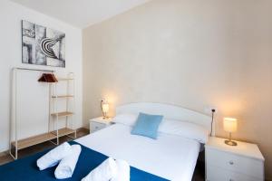 Zdjęcie z galerii obiektu CENTER APARTMENT 2bed 2b Aircon Wif and PARKING FREE w Maladze
