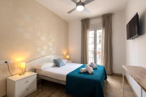 Zdjęcie z galerii obiektu CENTER APARTMENT 2bed 2b Aircon Wif and PARKING FREE w Maladze