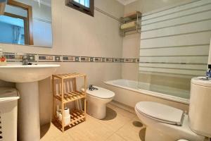 Łazienka w obiekcie Buena vista, apartamento en la playa Finestrat