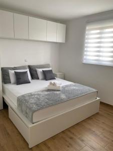 Gallery image of Wellness Apartments Sunset in Zadar +28 photos