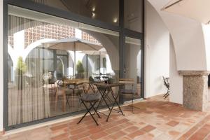 Patio nebo venkovní prostory v ubytování Madalena Village 1 - City centre by HD PROPERTIES