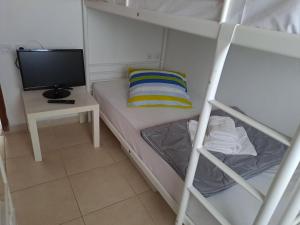 Postel nebo postele na pokoji v ubytování Seaside Villa Hatzi