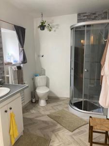 Kúpeľňa v ubytovaní L'Escapade de JOS , chambres et table d'hôte + 37 fotografií