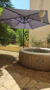 Fotografia z galérie ubytovania T4 Proche centre et plages Jacuzzi et Parking gratuit v destinácii Montpellier
