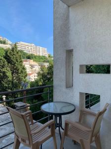 Balkón nebo terasa v ubytování Bey’s GuestHouse