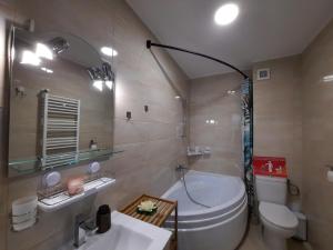 O baie la Mamaia Apartament Familia si Copilul