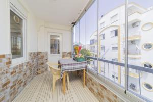 Fotografie z fotogalerie ubytování Flat Close to Beach with Balcony in Konyaalti v destinaci Antalya