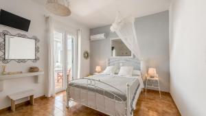 Gallery image of Litsa Malli Rooms in Pollonia
