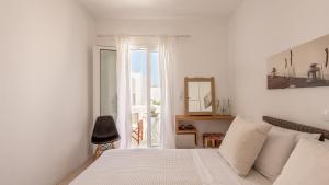 Gallery image of Litsa Malli Rooms in Pollonia