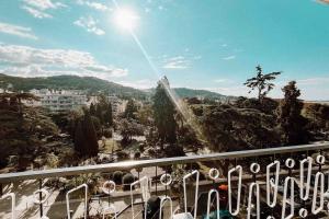 a view of a city from a balcony at L’Évasion tropicale à cannes (wifi - Netflix) in Le Cannet