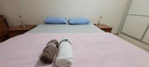 Ein Bett oder Betten in einem Zimmer der Unterkunft An Easy Transport and Quiet Apartment in Istanbul