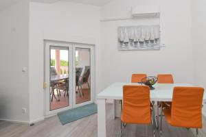 Posezení v ubytování Apartments Basic Sveti Anton 88
