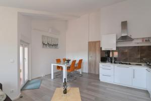 Kuchyň nebo kuchyňský kout v ubytování Apartments Basic Sveti Anton 88