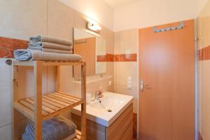 Koupelna v ubytování Apartments Basic Sveti Anton 88