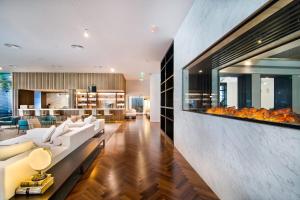 Posezení v ubytování Le Meridien Abu Dhabi