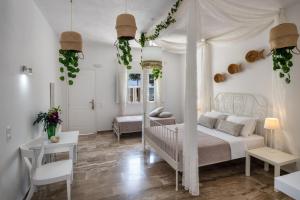 Gallery image of Sol Mare Salis in Kamari