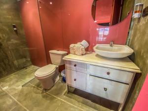 Koupelna v ubytování Fardo Hotel Boutique en Ibague - Zona G - Recepción Digital 24H