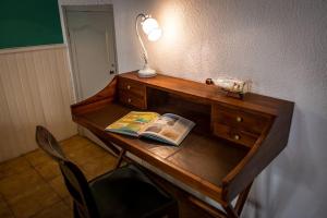 Gallery image of Gipsy - chambre déco Van Gogh pour 1, 2 ou 3 pers in Arles