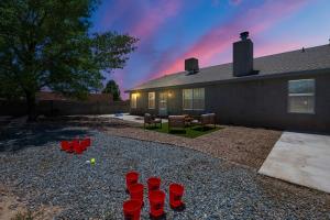 Foto Albuquerques asuva majutusasutuse Cheerful Vibrant 3BR - 3TV - New galeriist