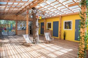 Patio nebo venkovní prostory v ubytování Maszoperia Sun4hel Kite & Wind & Surf