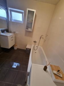 Fotografia z galérie ubytovania Apartment OLIVA v destinácii Kampor + 17 fotografií