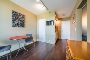 Kuchyňa alebo kuchynka v ubytovaní Gîte Le Jorat - Studio + 17 fotografií