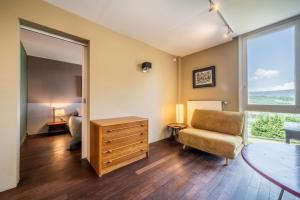 Posedenie v ubytovaní Gîte Le Jorat - Studio