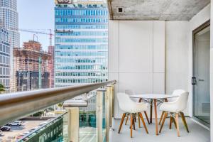 Fotografija u galeriji objekta Downtown 1BR w Pool Gym WD nr Staples Center LAX-556 u gradu Los Anđeles