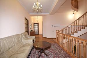 Posezení v ubytování Homestay at City Center