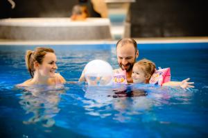 Goście zatrzymujący się w obiekcie Czarny Kamień Resort & SPA