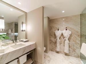 Um banheiro em Fairmont Rio de Janeiro Copacabana