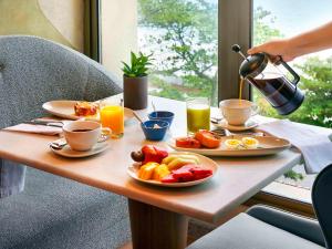 Comida no hotel ou em algum lugar perto