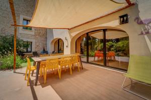 Gallery image of Gîte Imagine Roussillon Résidence Privée avec Piscine - 8 personnes in Canet-en-Roussillon +12 photos