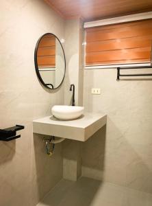 Fotografie z fotogalerie ubytování Ace Tiny Home in Alaminos - Home of the Hundred Islands v destinaci Alaminos + 18 fotografií