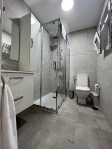 Zdjęcie z galerii obiektu Apartamento de 3 habitaciones a estrenar en Ferrol w mieście Ferrol