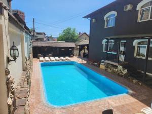 Bazén v ubytování Shadow Boutique Hotel & SPA nebo v jeho okolí
