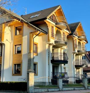 Budova, v ktorej sa apartmán nachádza