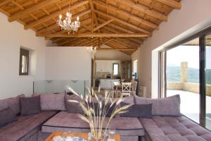 A seating area at Kika Residences