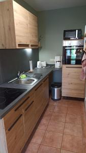 Kuchyň nebo kuchyňský kout v ubytování Ferienwohnung an der Elbe