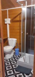 Koupelna v ubytování Chambre La Caunette
