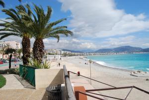 Photo de la galerie de l'établissement Hôtel Azur, à Nice